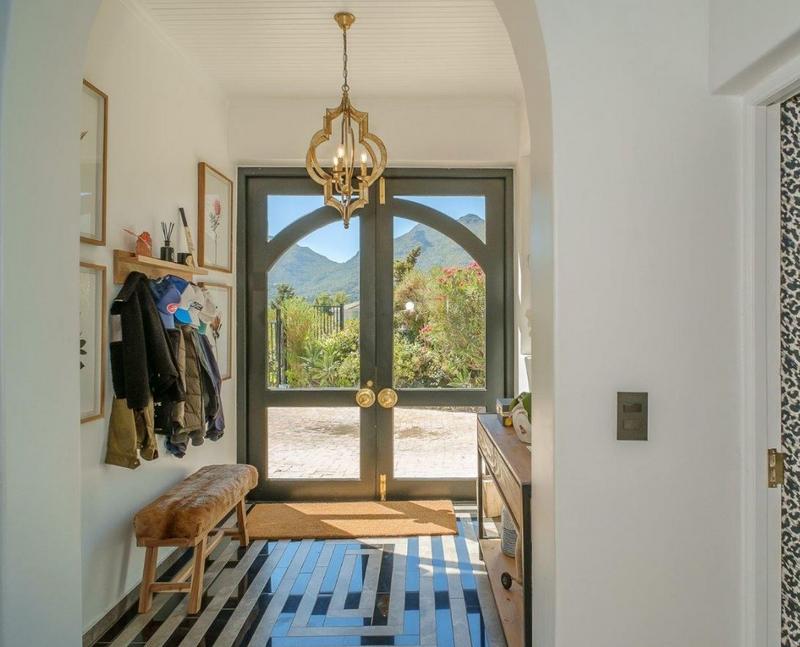 4 Bedroom Property for Sale in Hout Bay Western Cape